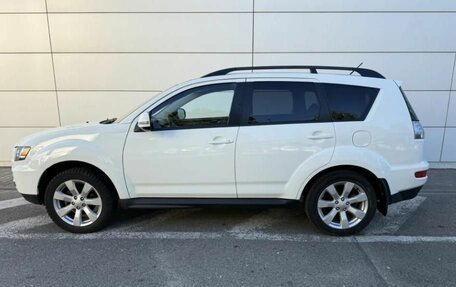 Mitsubishi Outlander III рестайлинг 3, 2011 год, 1 100 000 рублей, 8 фотография