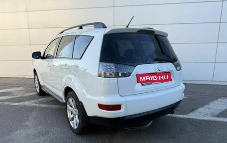 Mitsubishi Outlander III рестайлинг 3, 2011 год, 1 100 000 рублей, 7 фотография