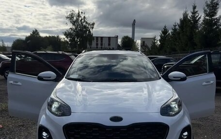 KIA Sportage IV рестайлинг, 2021 год, 2 650 000 рублей, 2 фотография