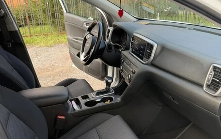 KIA Sportage IV рестайлинг, 2021 год, 2 650 000 рублей, 12 фотография