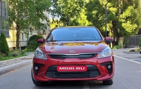 KIA Rio IV, 2017 год, 950 000 рублей, 4 фотография