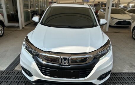Honda Vezel, 2021 год, 1 646 000 рублей, 2 фотография
