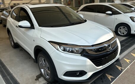 Honda Vezel, 2021 год, 1 646 000 рублей, 3 фотография