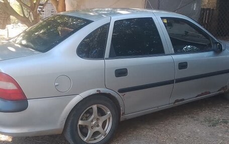 Opel Vectra B рестайлинг, 1998 год, 150 000 рублей, 4 фотография