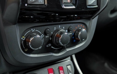 Renault Duster I рестайлинг, 2016 год, 1 220 000 рублей, 22 фотография
