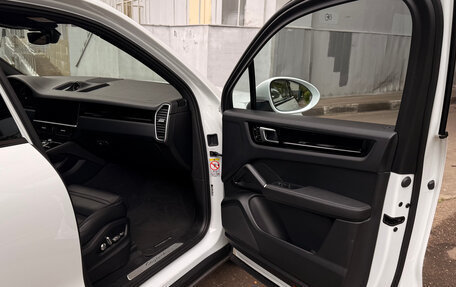 Porsche Cayenne III, 2018 год, 5 790 000 рублей, 16 фотография