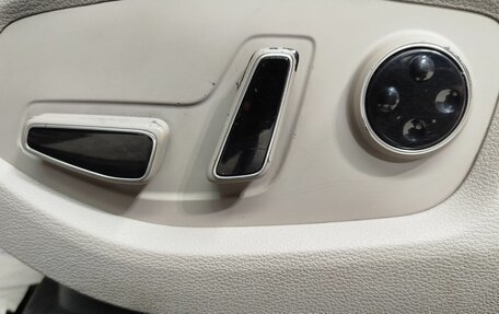 Hyundai Genesis II, 2015 год, 1 850 000 рублей, 21 фотография