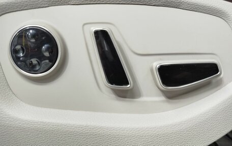 Hyundai Genesis II, 2015 год, 1 850 000 рублей, 22 фотография