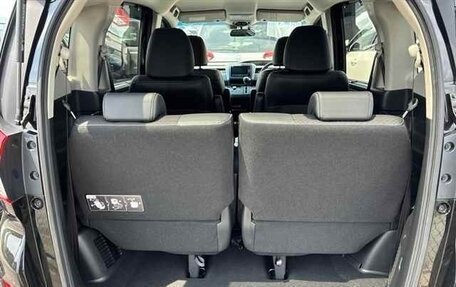 Honda Freed II, 2022 год, 1 470 000 рублей, 9 фотография
