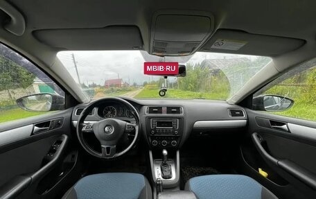 Volkswagen Jetta VI, 2013 год, 820 000 рублей, 7 фотография