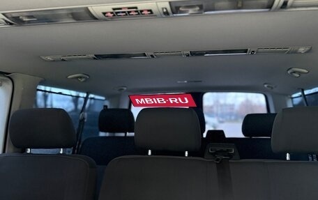 Volkswagen Caravelle T5, 2010 год, 1 800 000 рублей, 4 фотография