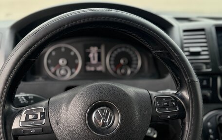 Volkswagen Caravelle T5, 2010 год, 1 800 000 рублей, 26 фотография
