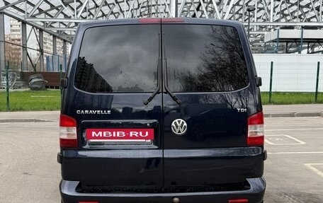 Volkswagen Caravelle T5, 2010 год, 1 800 000 рублей, 17 фотография