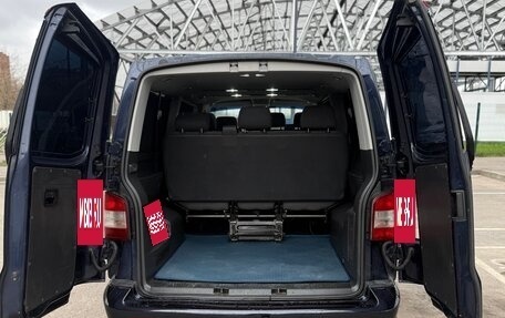 Volkswagen Caravelle T5, 2010 год, 1 800 000 рублей, 24 фотография