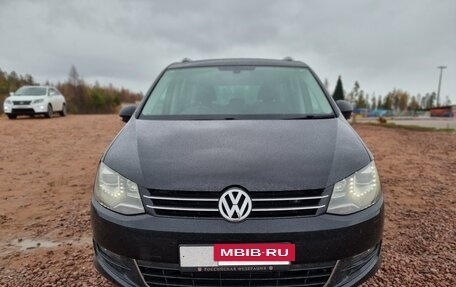 Volkswagen Sharan II, 2011 год, 1 150 000 рублей, 2 фотография