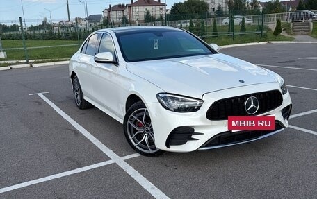 Mercedes-Benz E-Класс, 2021 год, 4 550 000 рублей, 2 фотография
