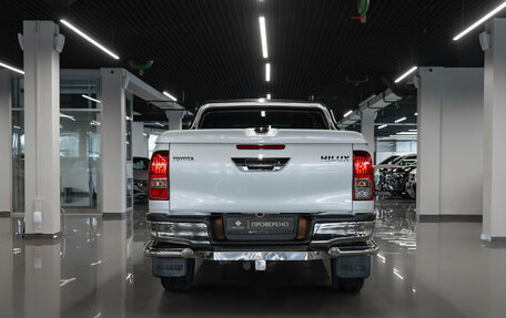 Toyota Hilux VIII, 2016 год, 3 980 000 рублей, 6 фотография