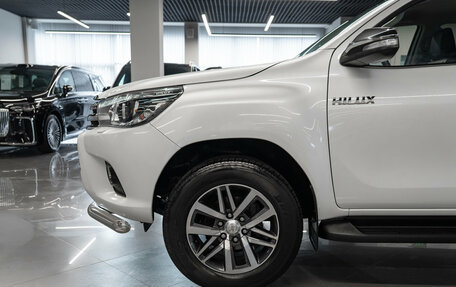 Toyota Hilux VIII, 2016 год, 3 980 000 рублей, 22 фотография
