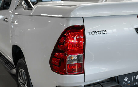 Toyota Hilux VIII, 2016 год, 3 980 000 рублей, 24 фотография