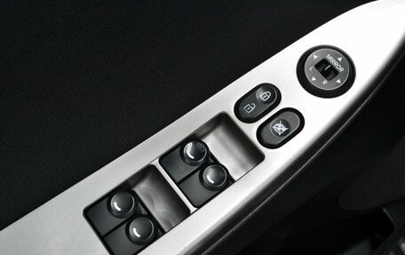 Hyundai Solaris II рестайлинг, 2016 год, 1 299 900 рублей, 14 фотография