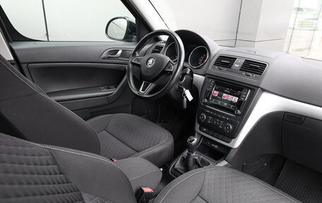 Skoda Yeti I рестайлинг, 2016 год, 1 398 000 рублей, 10 фотография