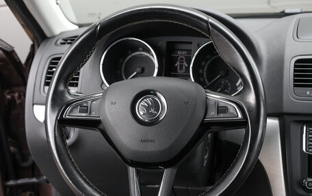 Skoda Yeti I рестайлинг, 2016 год, 1 398 000 рублей, 18 фотография