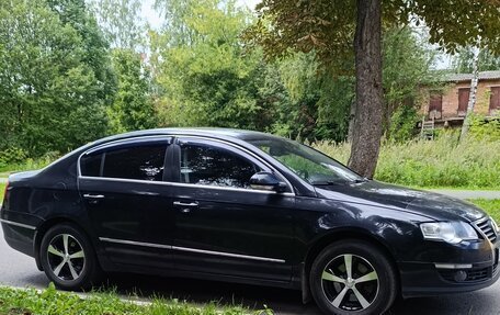 Volkswagen Passat B6, 2008 год, 510 000 рублей, 2 фотография