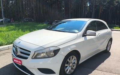 Mercedes-Benz A-Класс, 2013 год, 900 000 рублей, 1 фотография