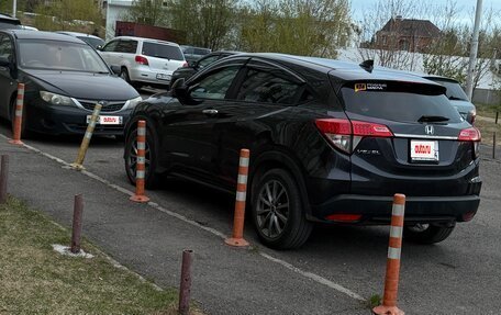 Honda Vezel, 2018 год, 1 690 000 рублей, 2 фотография