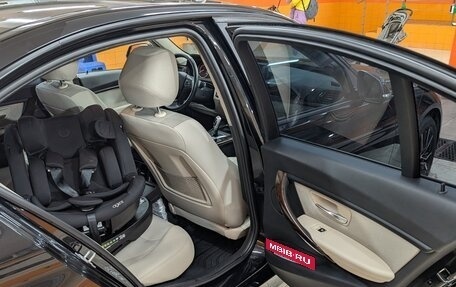 BMW 3 серия, 2018 год, 2 300 000 рублей, 11 фотография
