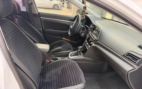 Hyundai Elantra VI рестайлинг, 2019 год, 1 650 000 рублей, 3 фотография