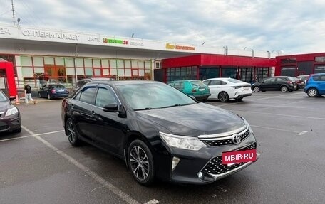 Toyota Camry, 2016 год, 1 350 000 рублей, 10 фотография