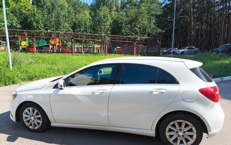 Mercedes-Benz A-Класс, 2013 год, 900 000 рублей, 9 фотография
