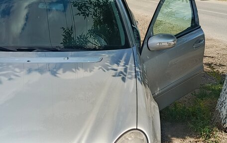 Mercedes-Benz E-Класс, 2004 год, 730 000 рублей, 6 фотография