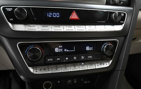 Hyundai Sonata VII, 2017 год, 1 945 000 рублей, 16 фотография