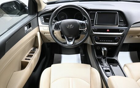 Hyundai Sonata VII, 2017 год, 1 945 000 рублей, 11 фотография