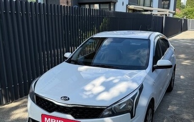 KIA Rio IV, 2021 год, 1 100 000 рублей, 1 фотография