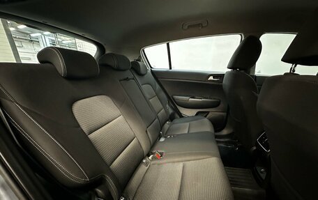 KIA Sportage IV рестайлинг, 2019 год, 2 350 000 рублей, 15 фотография