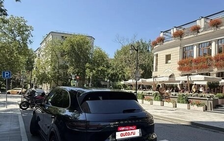 Porsche Cayenne III, 2022 год, 11 300 000 рублей, 3 фотография