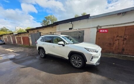 Toyota RAV4, 2020 год, 3 100 000 рублей, 4 фотография