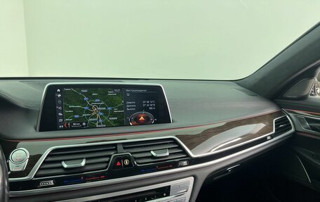 BMW 7 серия, 2017 год, 2 450 000 рублей, 17 фотография