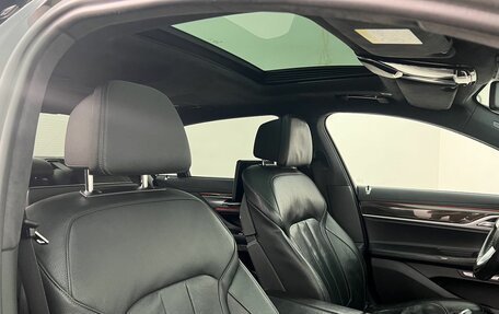 BMW 7 серия, 2017 год, 2 450 000 рублей, 15 фотография
