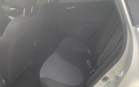 Hyundai Solaris II рестайлинг, 2011 год, 860 000 рублей, 8 фотография