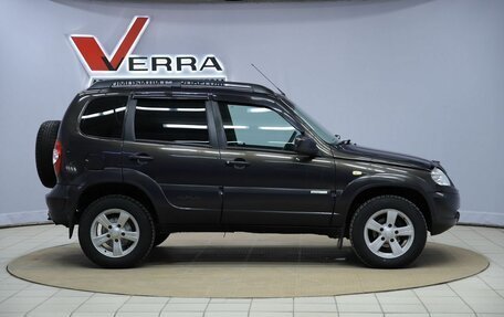 Chevrolet Niva I рестайлинг, 2013 год, 490 000 рублей, 4 фотография