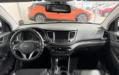 Hyundai Tucson III, 2017 год, 1 999 999 рублей, 10 фотография
