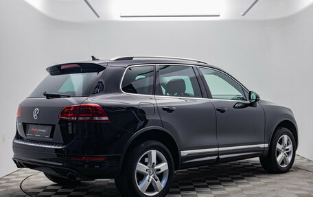 Volkswagen Touareg III, 2014 год, 2 695 000 рублей, 5 фотография