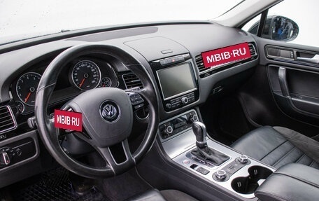 Volkswagen Touareg III, 2014 год, 2 695 000 рублей, 9 фотография