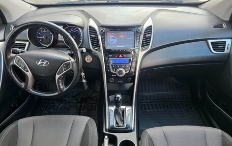 Hyundai i30 II рестайлинг, 2012 год, 720 000 рублей, 8 фотография