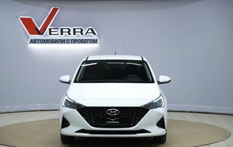 Hyundai Solaris II рестайлинг, 2021 год, 1 630 000 рублей, 2 фотография