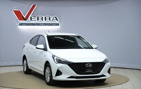 Hyundai Solaris II рестайлинг, 2021 год, 1 630 000 рублей, 3 фотография